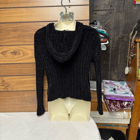 Pink Republic size medium Black Pullover Sweater with hood and silver Half-Zip - Picture 6 of 8